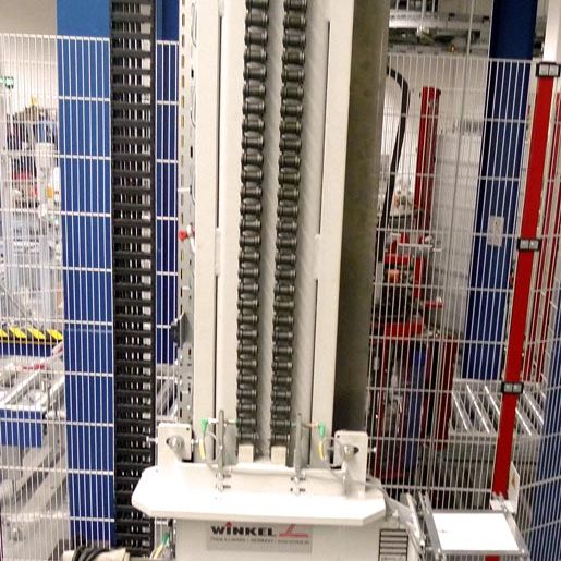WINKEL pallet lifter with chain