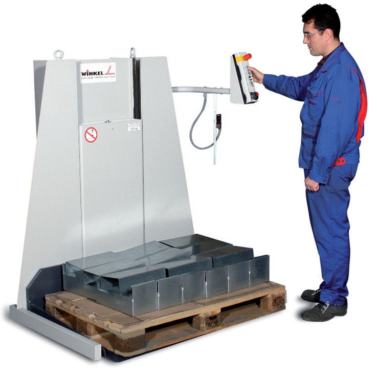 Pallet lifter W-PL ·floor even on/off loading ·  lifting in optimized working height lifting ·  electro-hydraulical ·  complete with control panel ·  special designs on request.